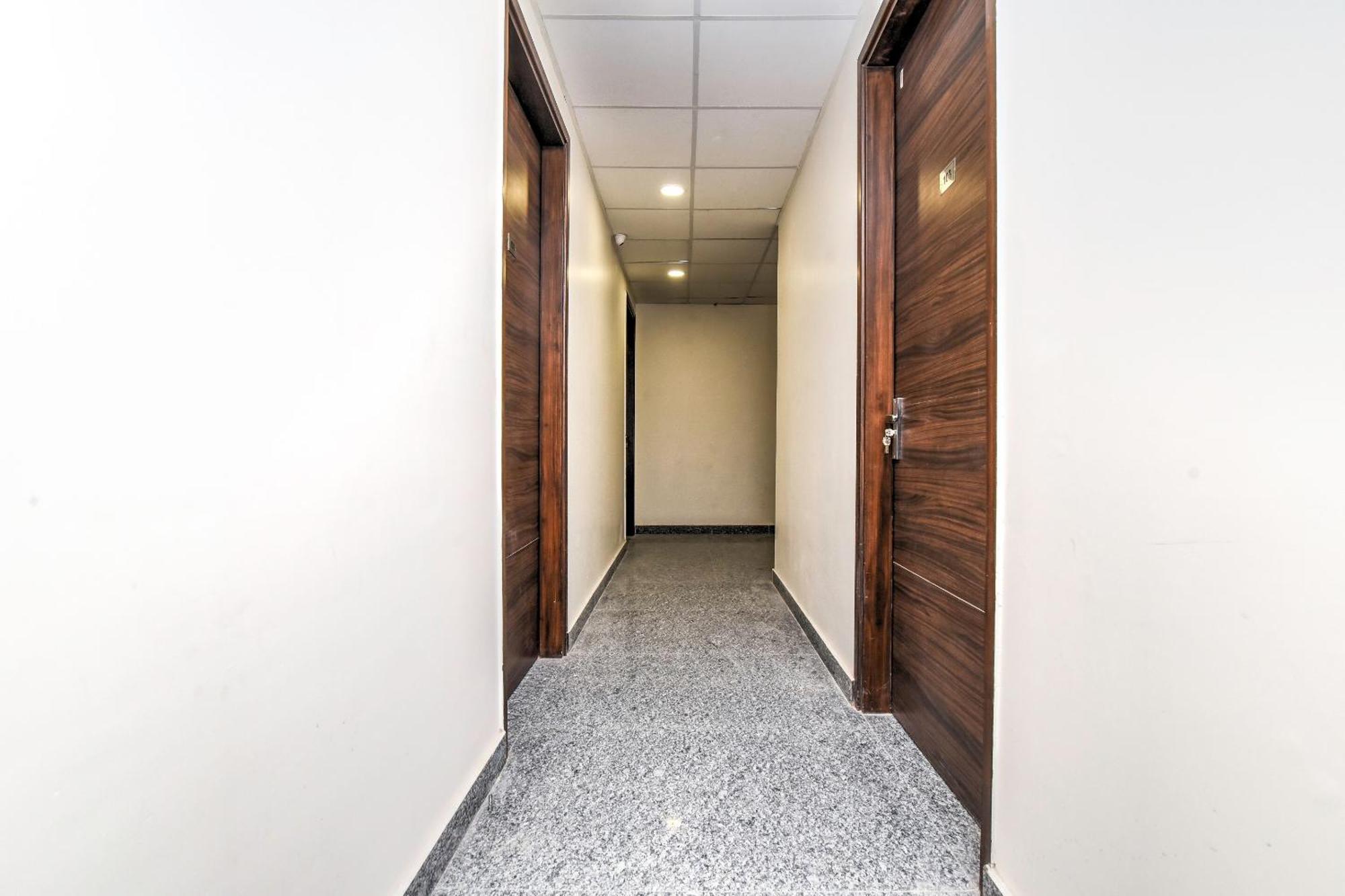 Hotel O Rk Residency Sohana Экстерьер фото